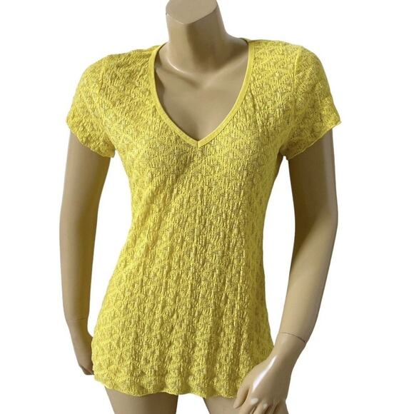 MODA INTERNATIONAL Womens Size Large Sheer Yellow Lace Short Sleeve V Neck Shirt - Picture 1 of 6